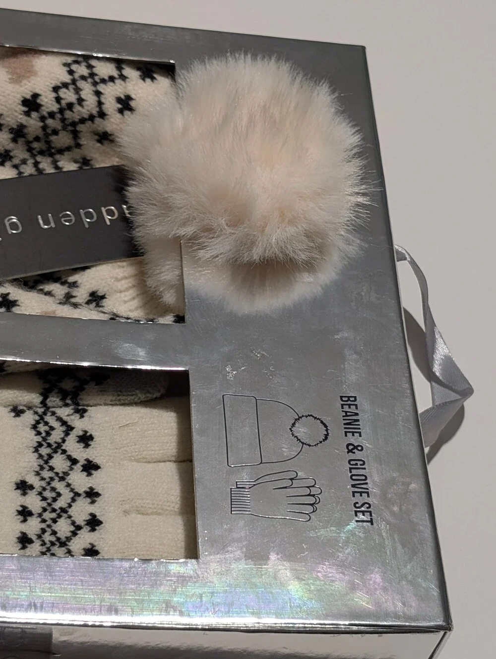 Madden Girl Cream Knit Beanie & Gloves Pom Winter Set NIB